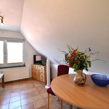 Eva Apartment *